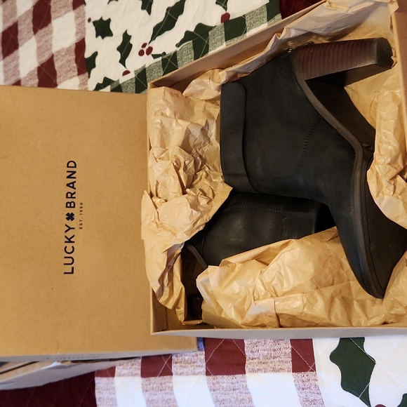 Lucky Brand Booties - Picture 1 of 5